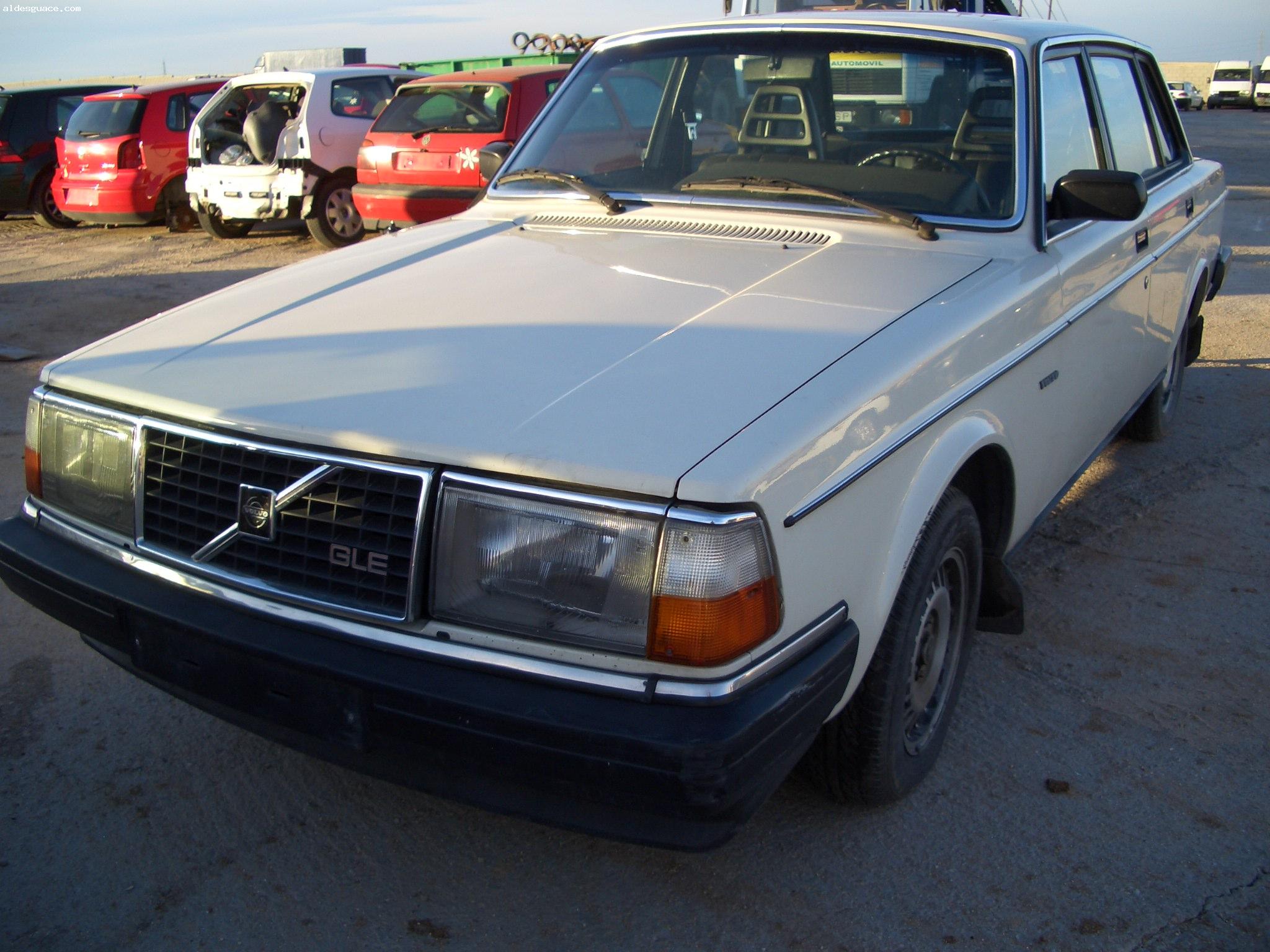 VOLVO 244 GLE